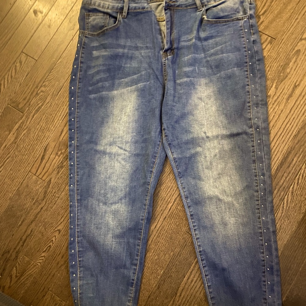 Woman’s Jeans